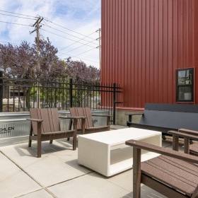 courtyard with chairs and coffee table